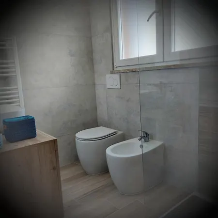 Grazioso Loft, Luminoso E Appena Ristrutturato *