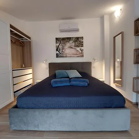 Grazioso Loft, Luminoso E Appena Ristrutturato