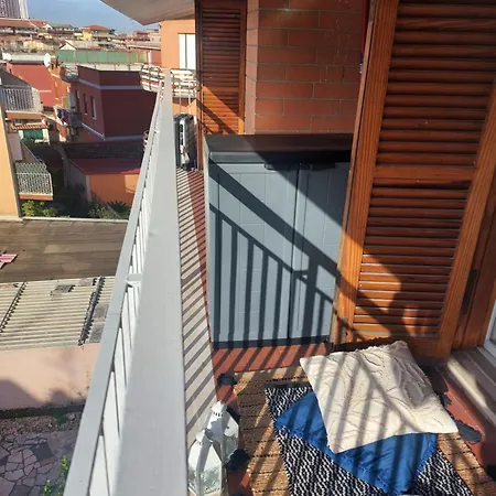Grazioso Loft, Luminoso E Appena Ristrutturato روما