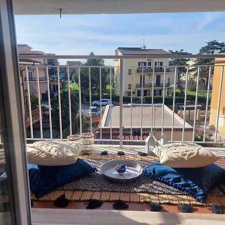 Grazioso Loft, Luminoso E Appena Ristrutturato شقة *